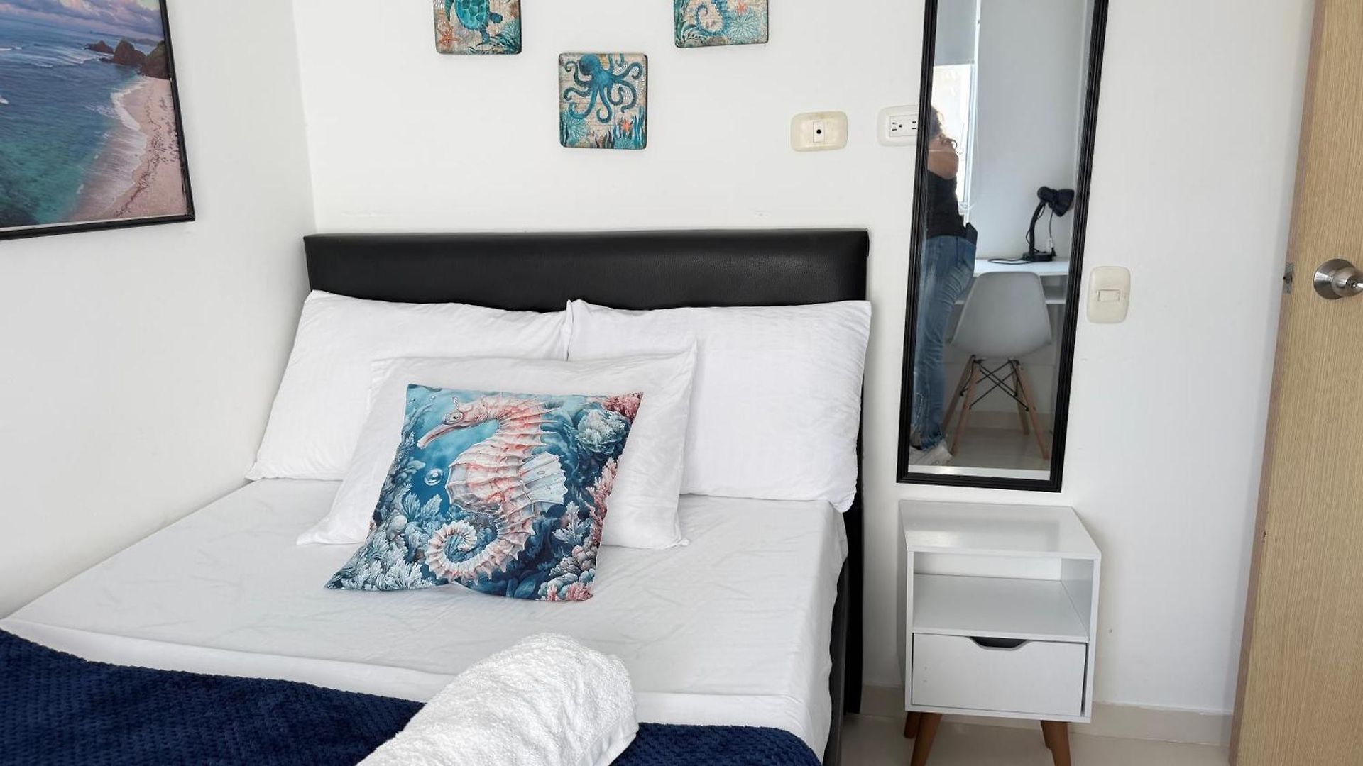 Vista Mar, Doble Balcón, 6 Max, Cerca De Todo Apartamento