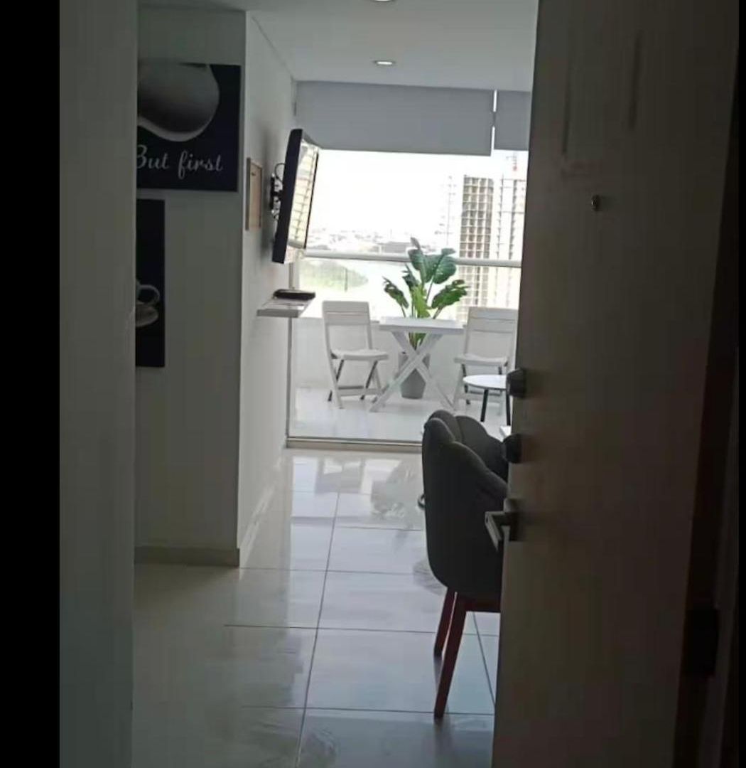Apartamento Vista Mar, Doble Balcón, 6 Max, Cerca De Todo *