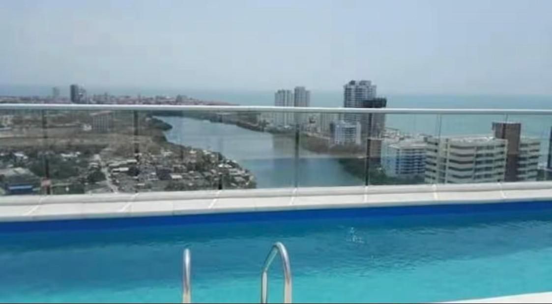 Vista Mar, Doble Balcón, 6 Max, Cerca De Todo Apartamento