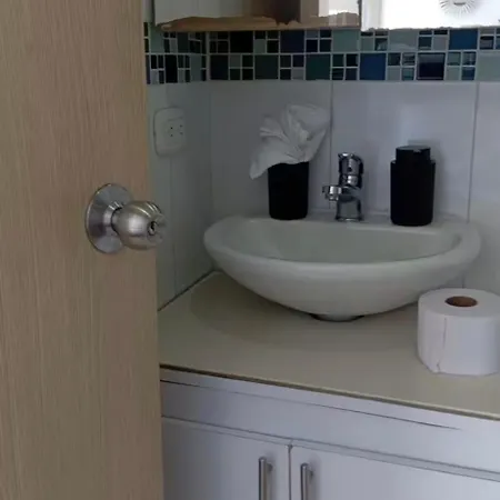 Vista Mar, Doble Balcón, 6 Max, Cerca De Todo Apartamento