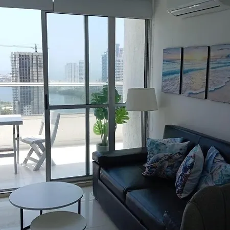 Apartamento Vista Mar, Doble Balcón, 6 Max, Cerca De Todo Cartagena